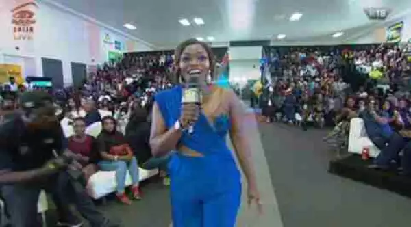 #BBNaija: Photo from the live show in Lagos + The List of the 45m Prize win for the winner